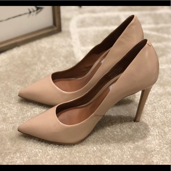 Nude Steve Madden Pumps - Picture 3 of 4